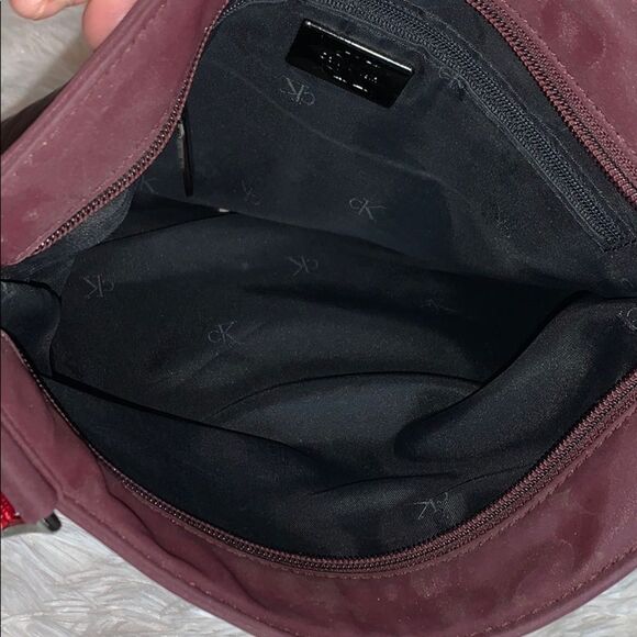 Calvin Klein Burgundy Crossbody - Picture 12 of 12